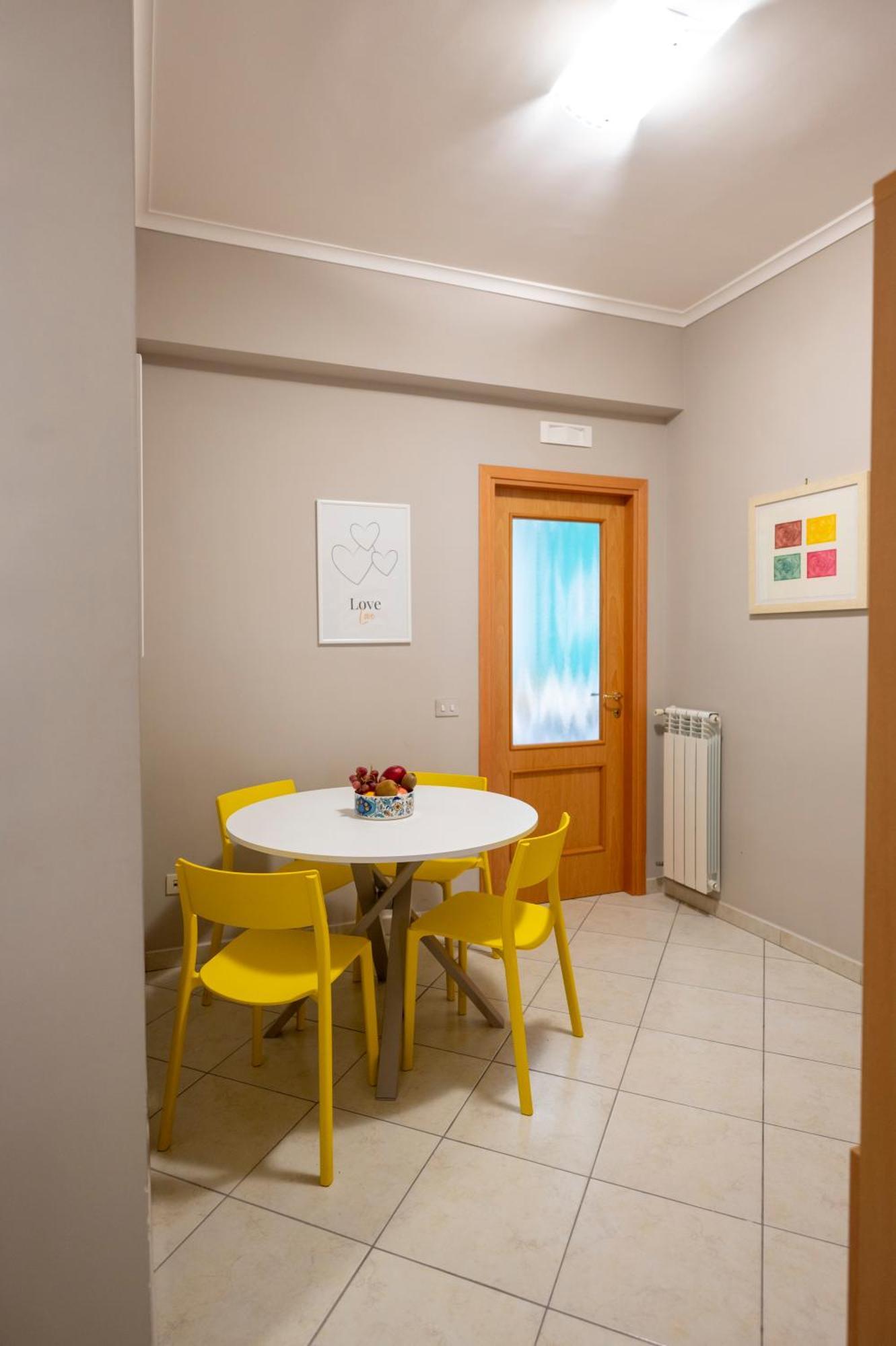 Appartement Renza House Chiaia Napels