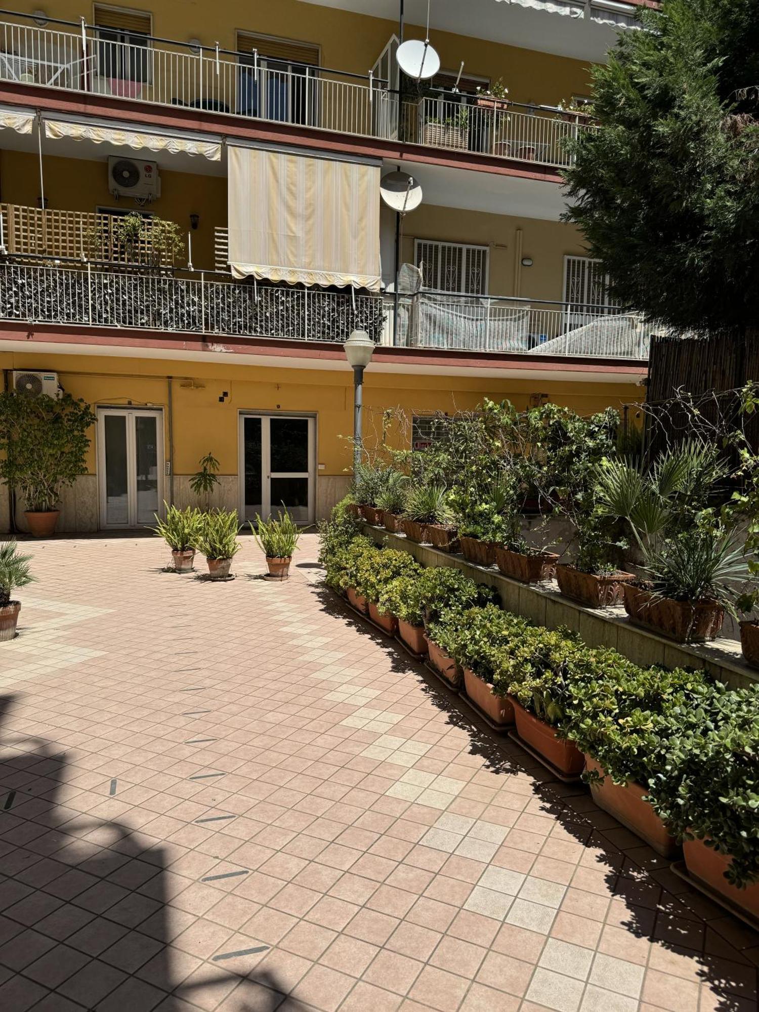 Renza House Chiaia Appartement